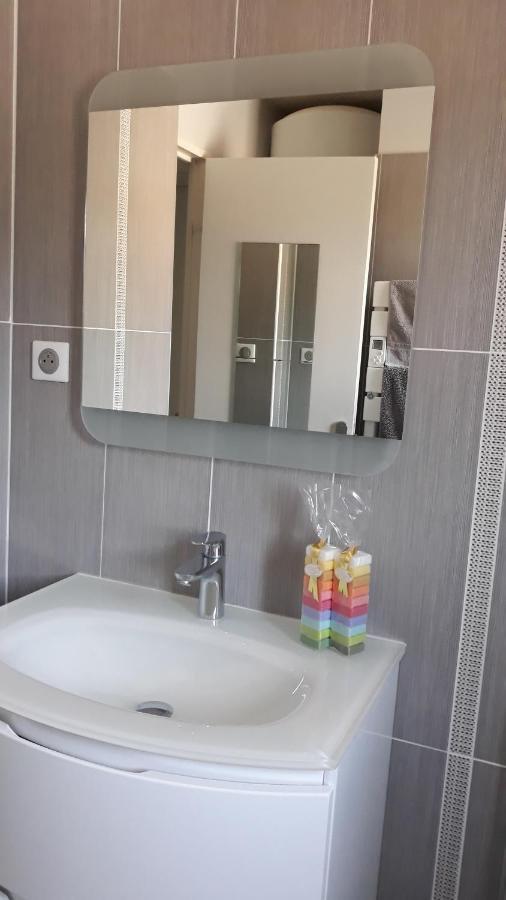 Pin-Rolland - Appartement 2 Chambres A 400M De La Plage Saint-Mandrier-sur-Mer Kültér fotó